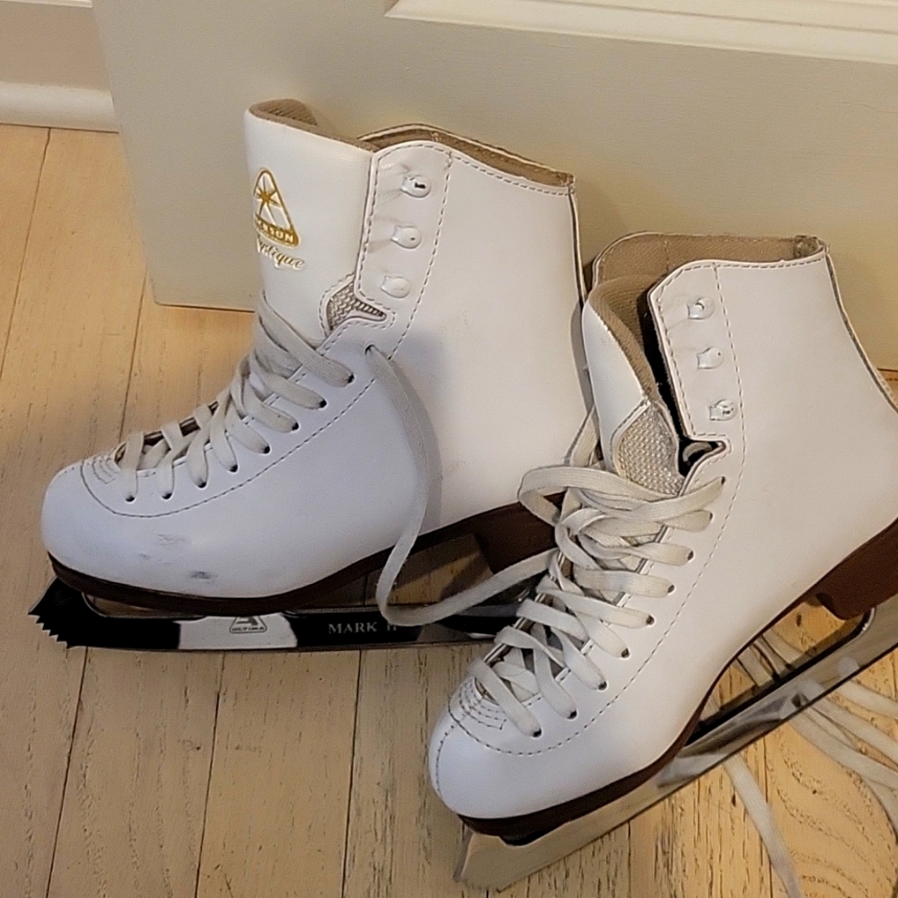 Ice skates